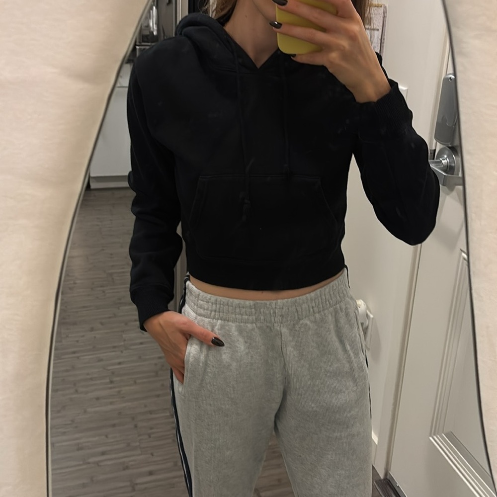 Brandy Melville cropped Black Women's Hoodie John galt